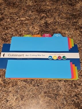 Cuisinart Colour-Coded Cutting Mats - Blue, Green, Orange, Pink